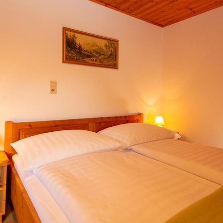 Villa Biobauernhof Spieszschweiger Sankt Nikolai im Sölktal Habitación foto